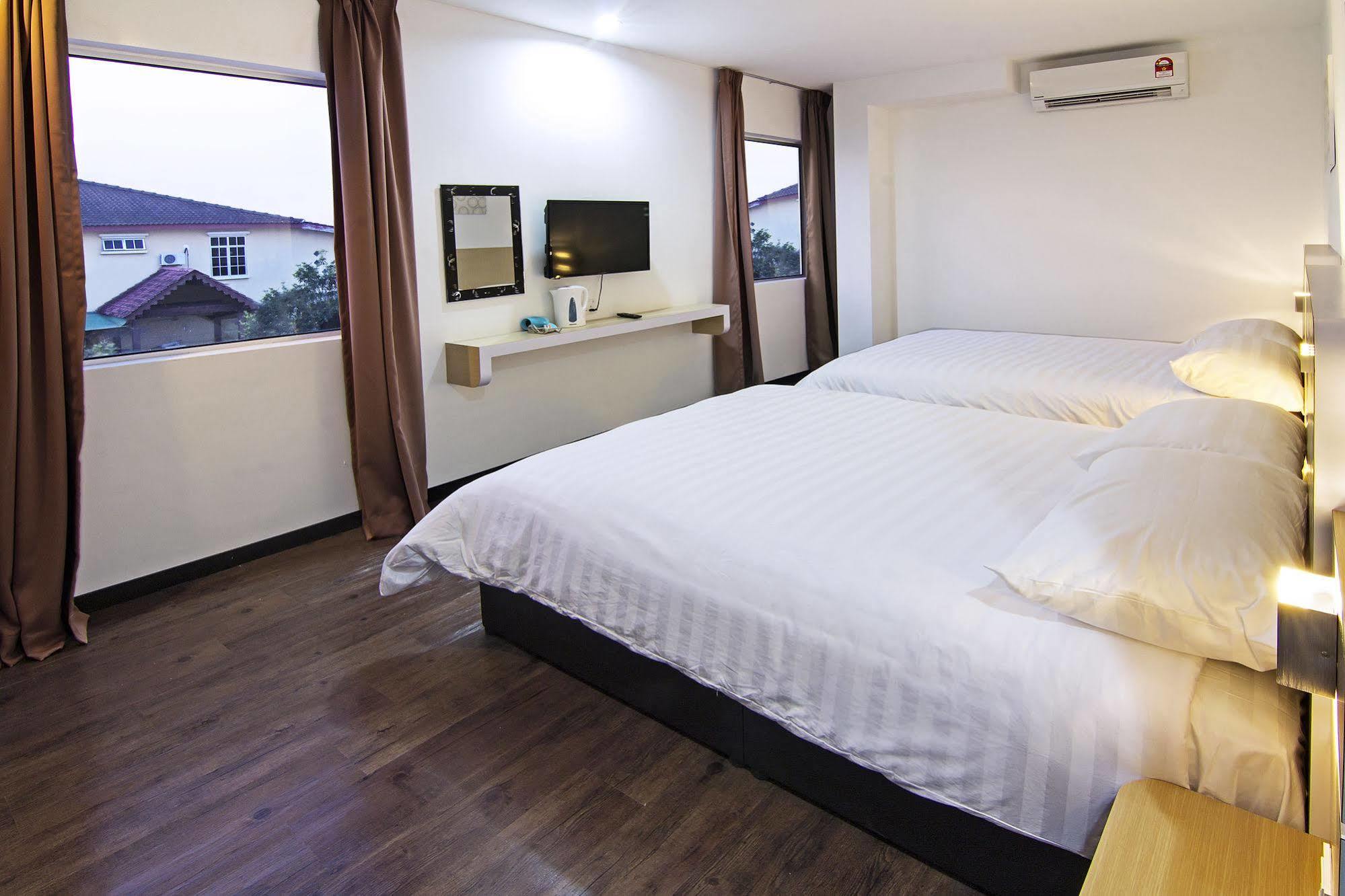 Thanks Hotel Parit Buntar Εξωτερικό φωτογραφία